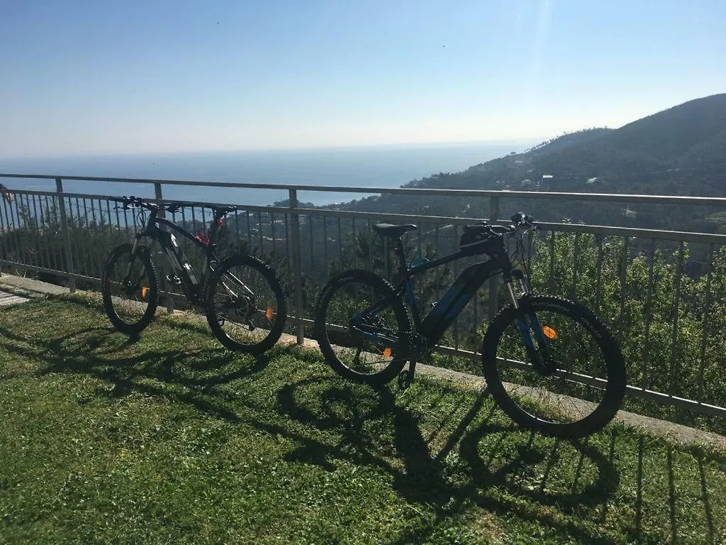 Bed and Breakfast Antemare Noli 0*,  Italia